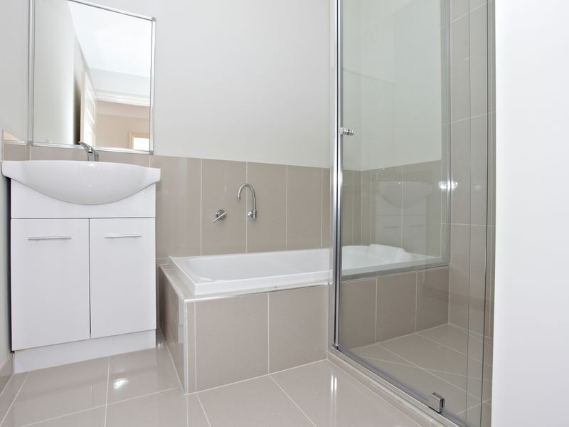 2/19 Dobson Street, Ferntree Gully VIC 3156