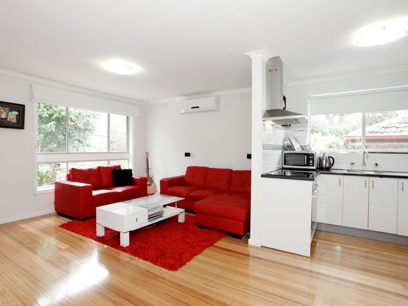 1/10 Clematis Avenue, Ferntree Gully VIC 3156