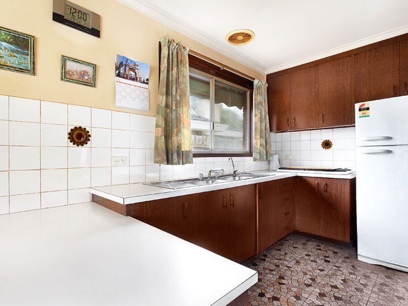 42 Ruby Street, Burwood East VIC 3151