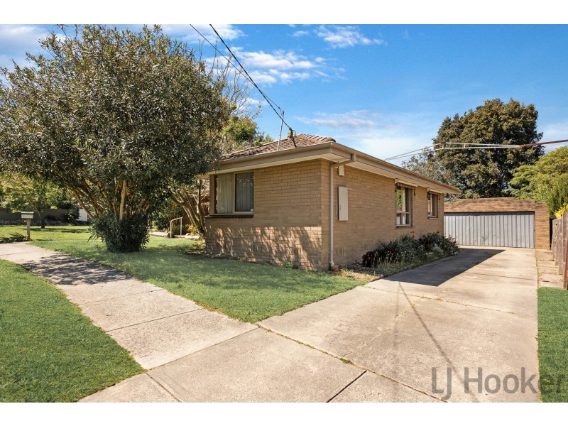 10 Cedar Crescent, Boronia VIC 3155