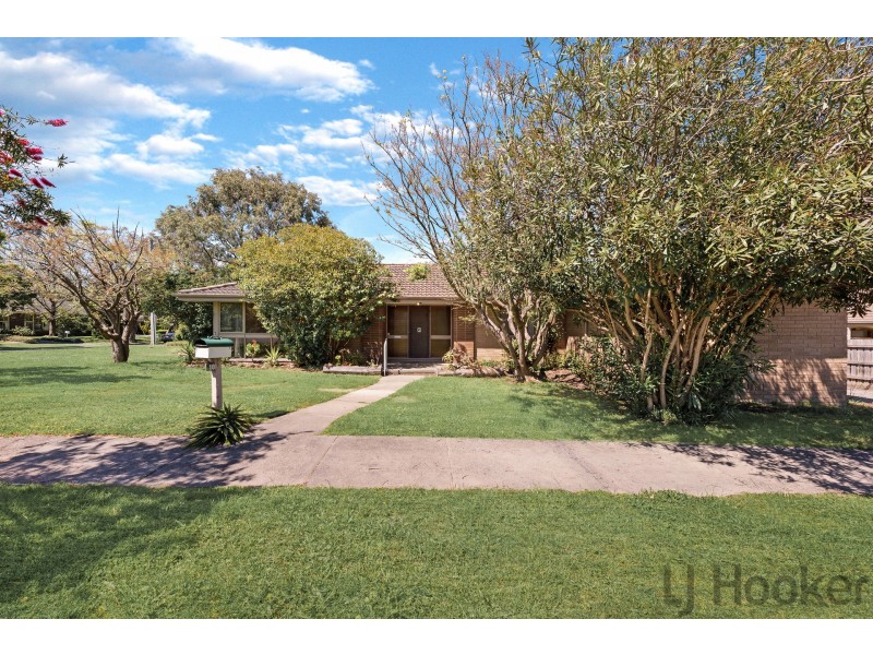 10 Cedar Crescent, Boronia VIC 3155
