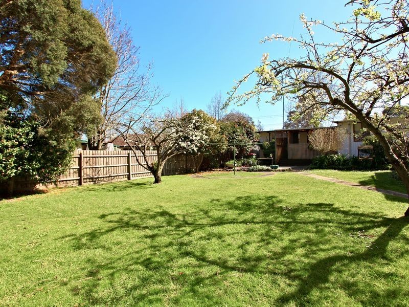 13 Kleinert Road, Boronia VIC 3155