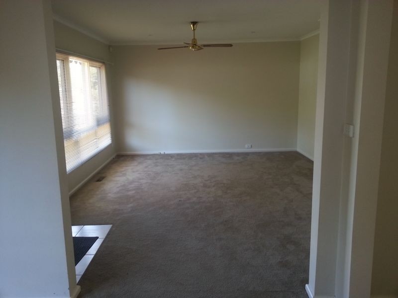 10 Valerie Street, Boronia VIC 3155