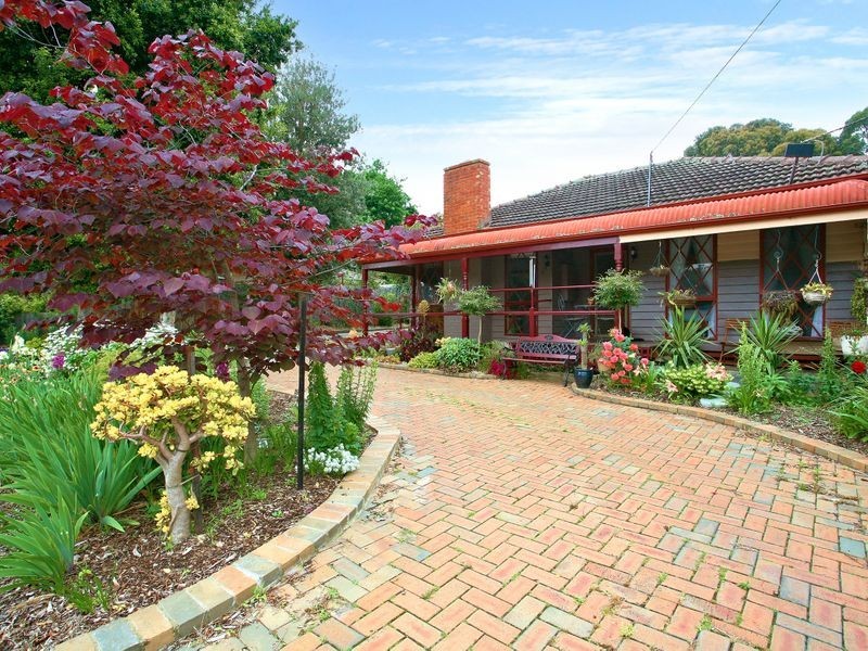 4 Bennett Street, Boronia VIC 3155