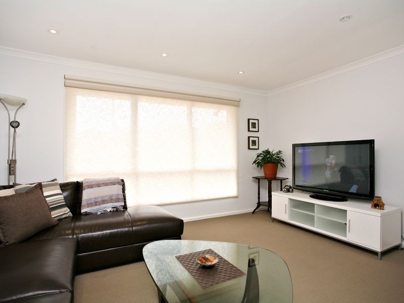 2/41 Orange Grove, Bayswater VIC 3153