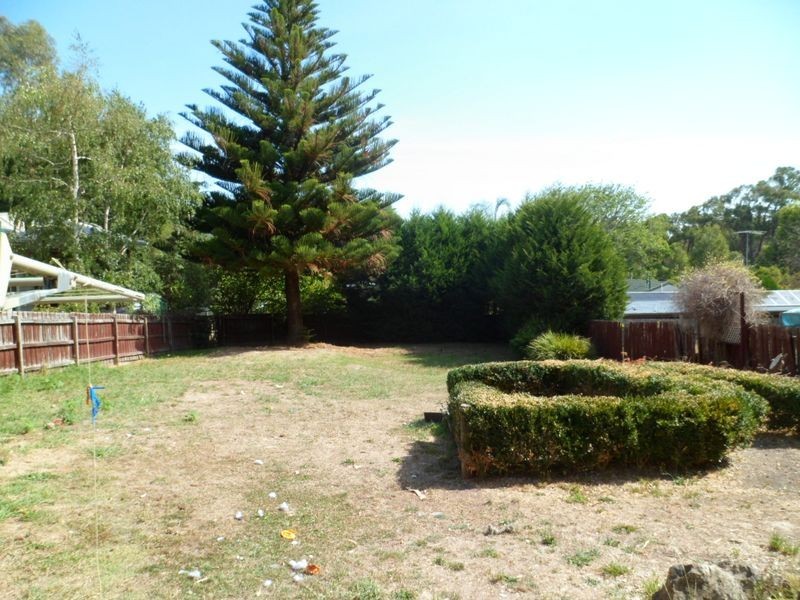 2/1250 Mountain Highway, The Basin VIC 3154