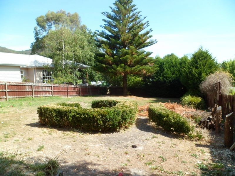 2/1250 Mountain Highway, The Basin VIC 3154