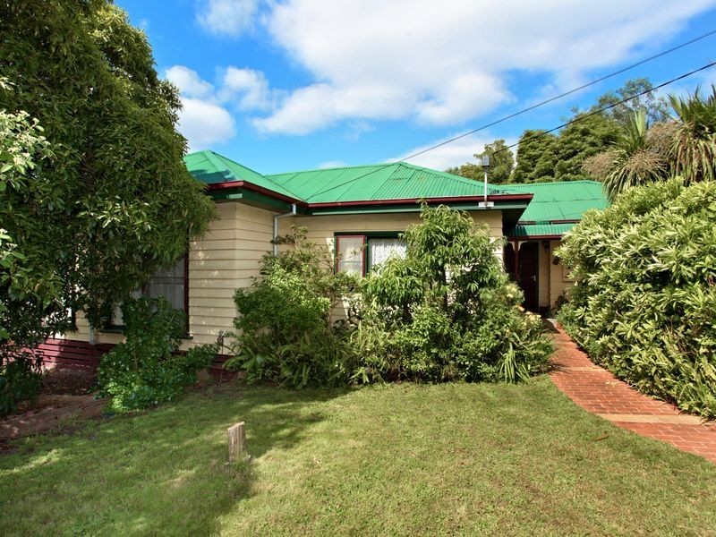 12 Wilson Street, Ferntree Gully VIC 3156