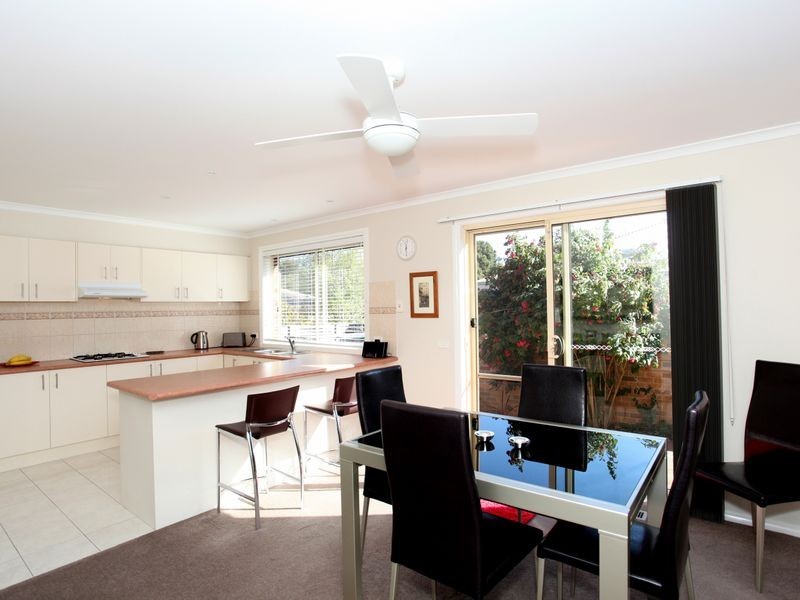 3/32 Hutton Avenue, Ferntree Gully VIC 3156