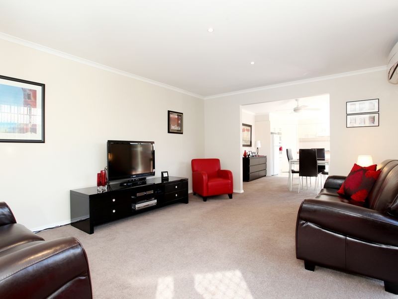 3/32 Hutton Avenue, Ferntree Gully VIC 3156