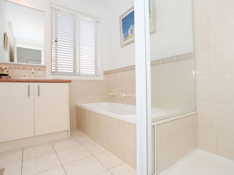 3/32 Hutton Avenue, Ferntree Gully VIC 3156