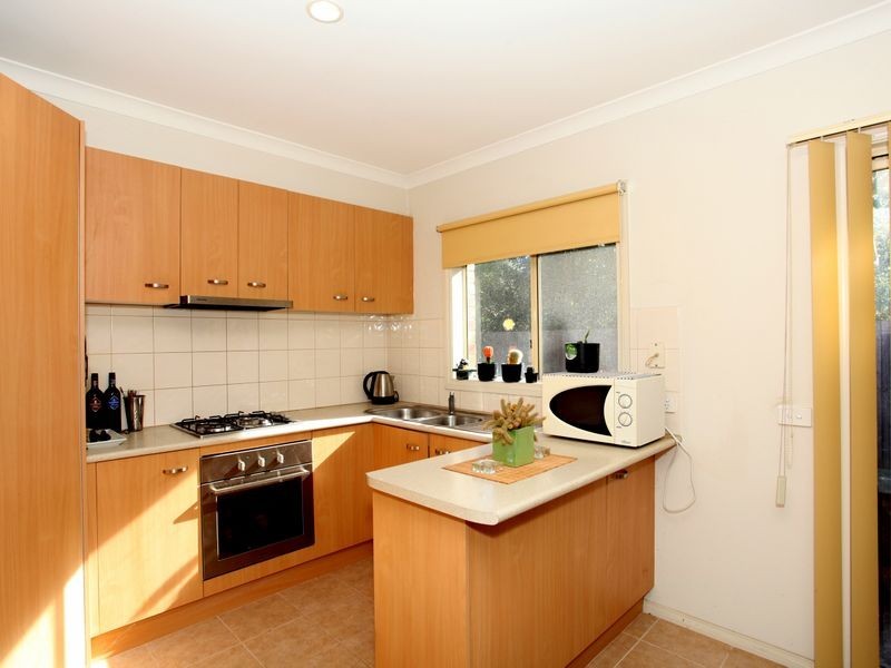 2/75 Elsie Street, Boronia VIC 3155