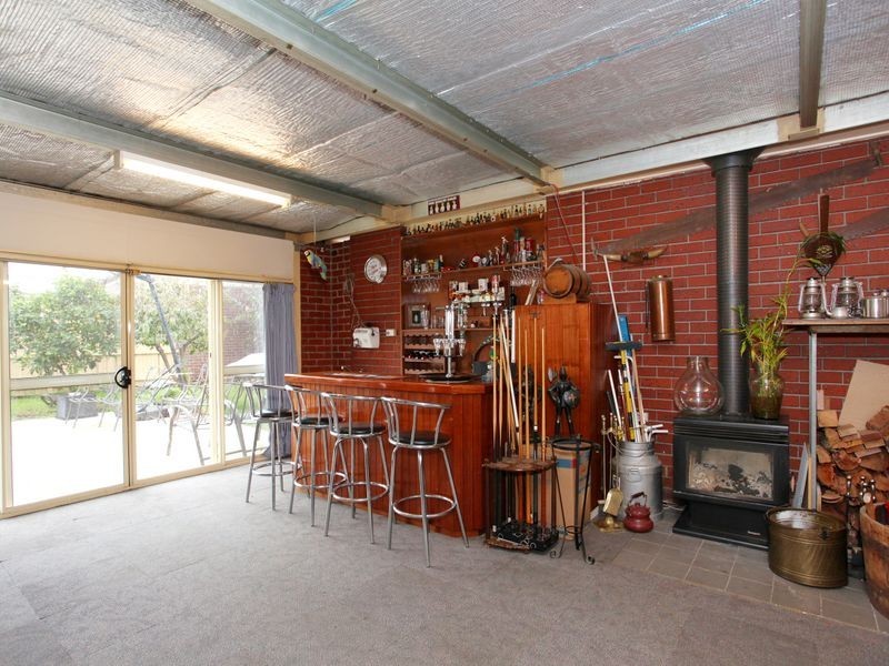 108 Allambanan Drive, Bayswater North VIC 3153