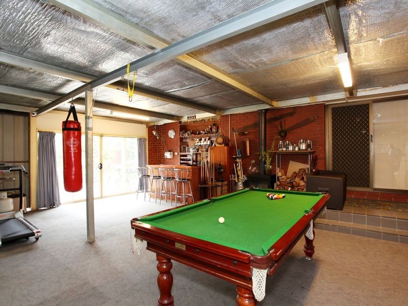 108 Allambanan Drive, Bayswater North VIC 3153