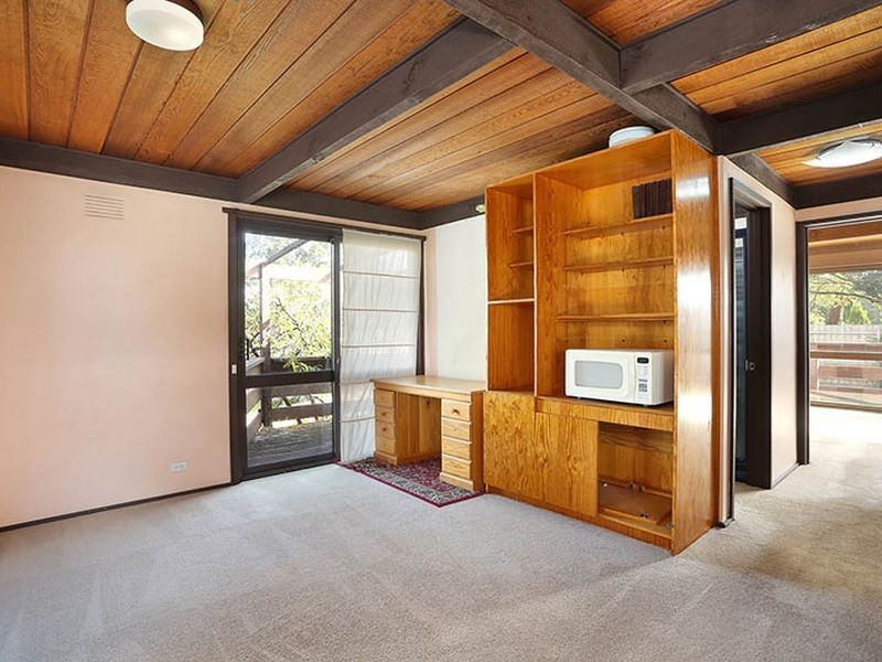 11 Wilkes Street, Ferntree Gully VIC 3156