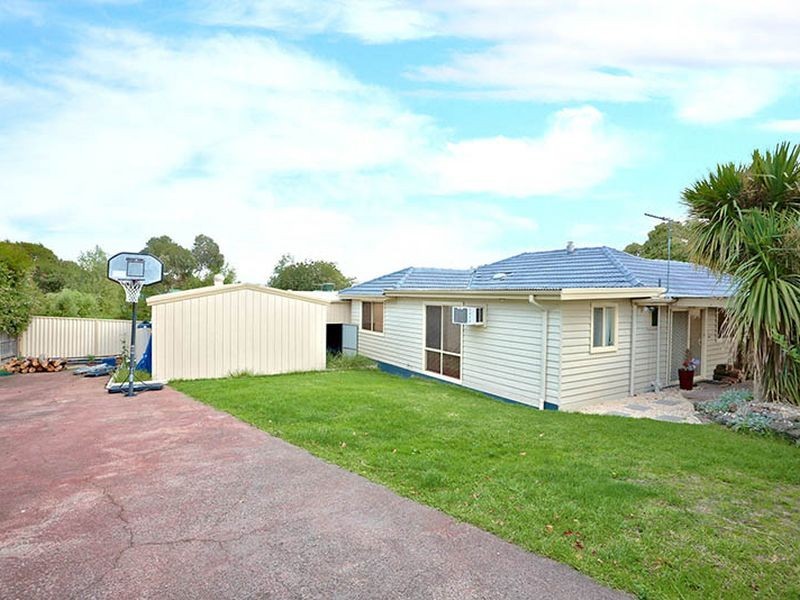 446 Dorset Road (on secluded service road), Boronia VIC 3155