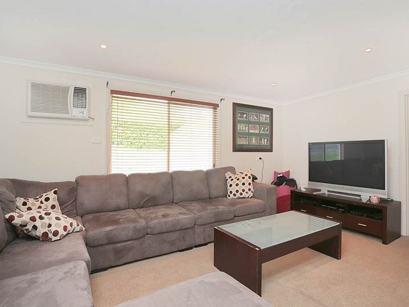 446 Dorset Road (on secluded service road), Boronia VIC 3155
