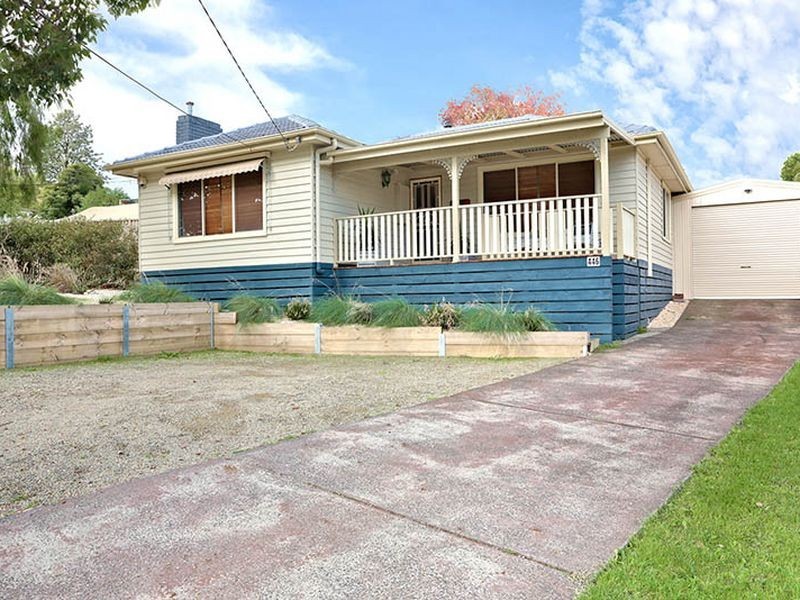 446 Dorset Road (on secluded service road), Boronia VIC 3155