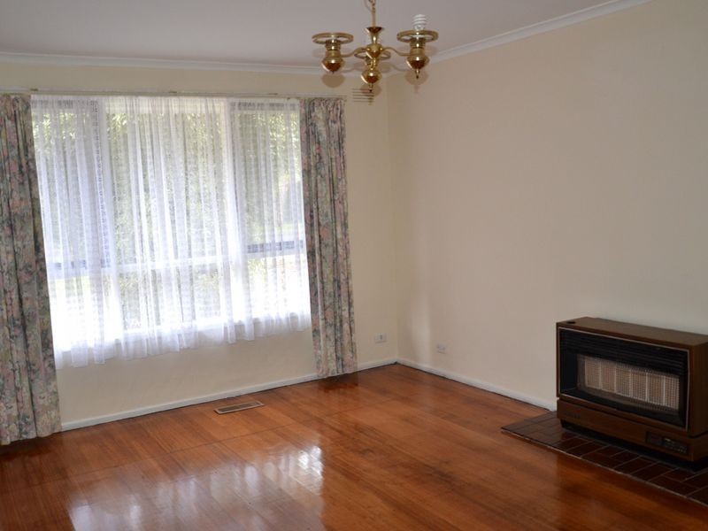 1/3 Dalpura Drive, Bayswater VIC 3153