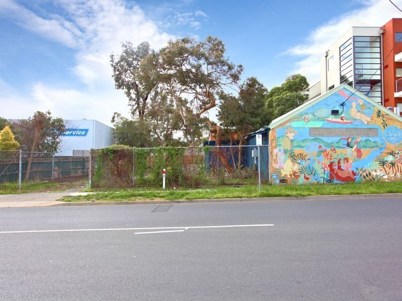 1 Chandler Road, Boronia VIC 3155