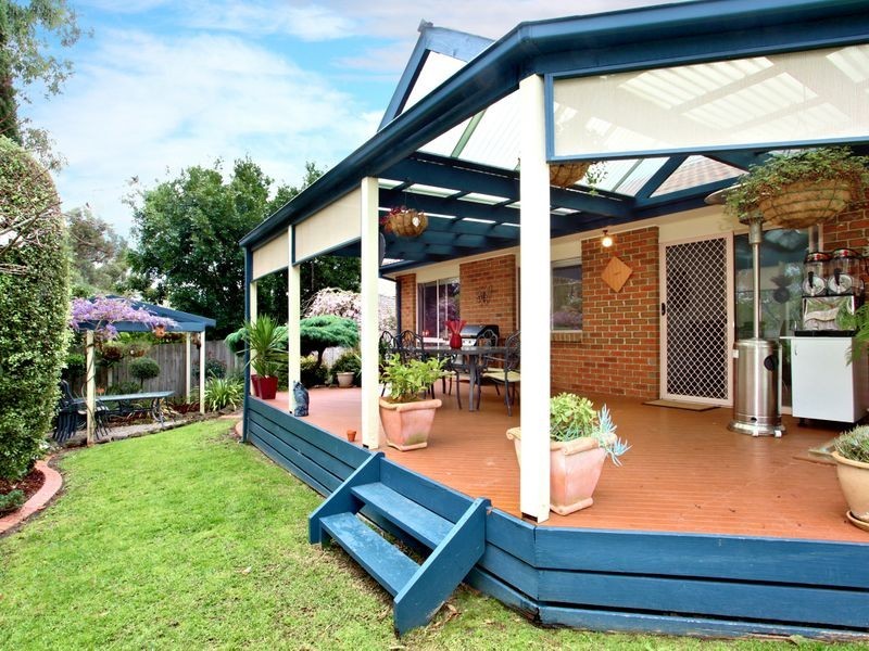 18 Teofilo Drive, Lysterfield VIC 3156