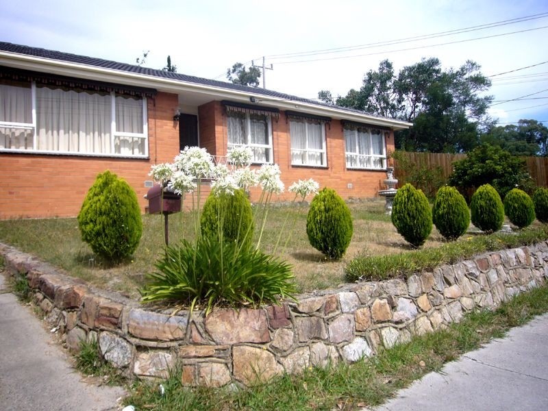 2 Edinburgh Road, Bayswater VIC 3153