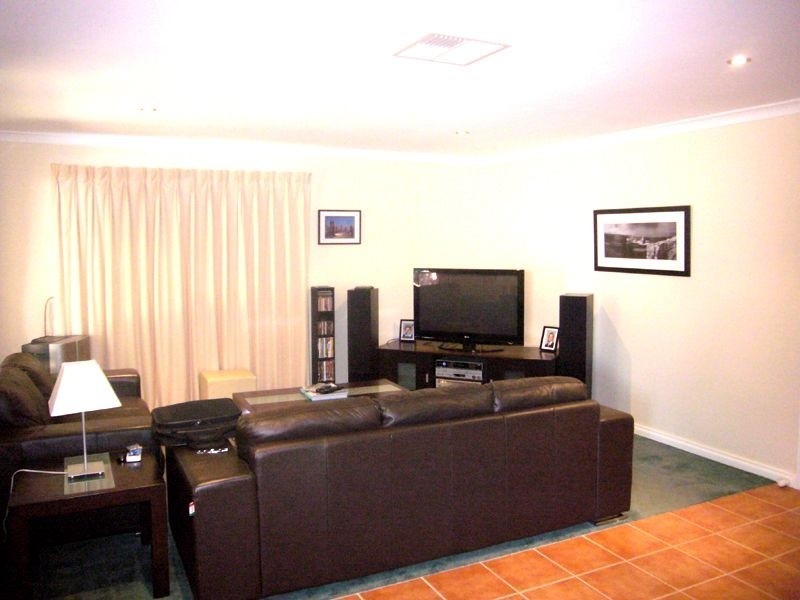 2/51 Austin Street, Ferntree Gully VIC 3156