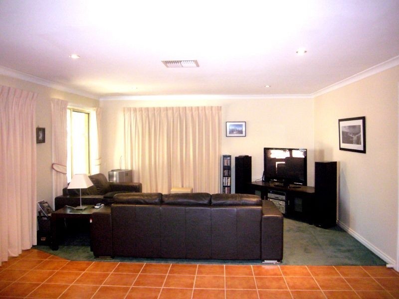 2/51 Austin Street, Ferntree Gully VIC 3156