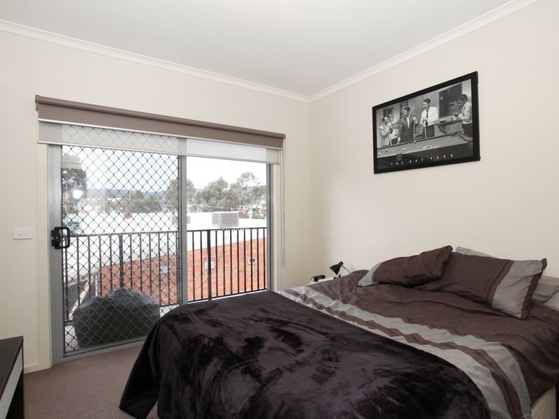 4/6 Orchid Avenue, Boronia VIC 3155