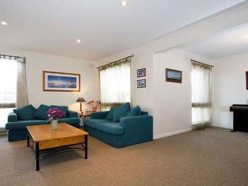 1 Amesbury Avenue, Wantirna VIC 3152