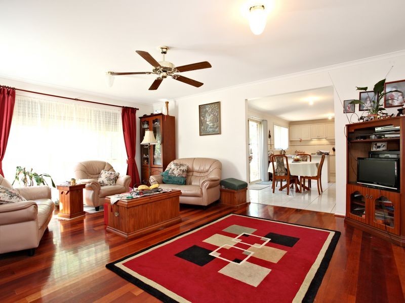 2/2 Wallace Avenue, Bayswater VIC 3153