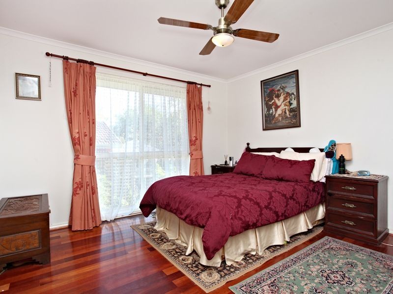 2/2 Wallace Avenue, Bayswater VIC 3153