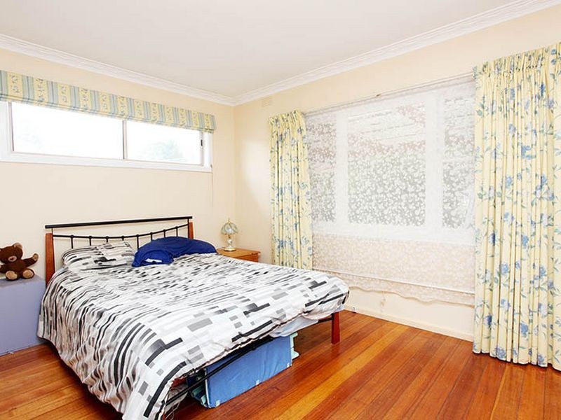 1/4 Camelia Crescent, The Basin VIC 3154