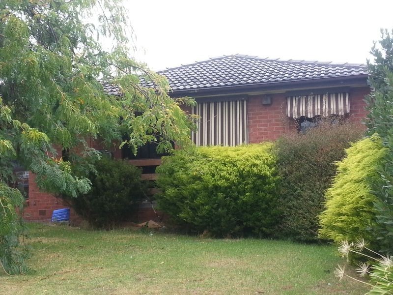 27 Adele Avenue, Ferntree Gully VIC 3156