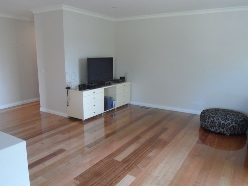 2 Irving Court, Vermont VIC 3133