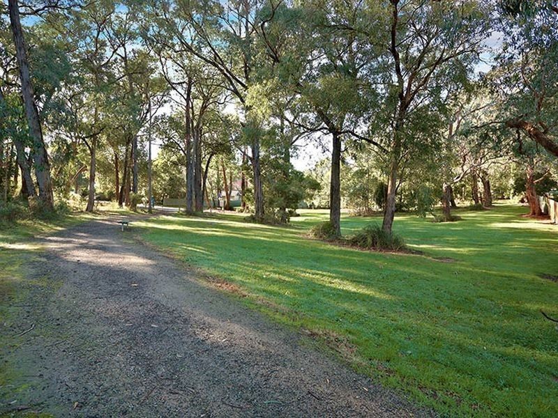 8 Winby Court, The Basin VIC 3154