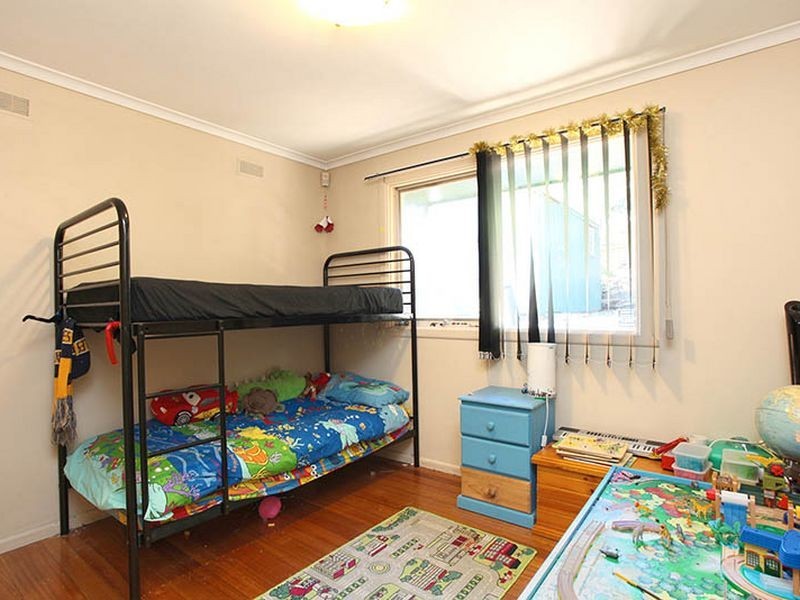 42 Robertson Crescent, Boronia VIC 3155