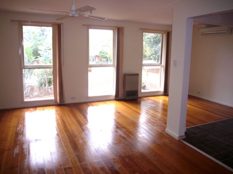 34 Army Road, Boronia VIC 3155