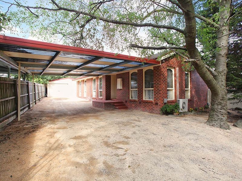 17 Flinders Crescent, Boronia VIC 3155