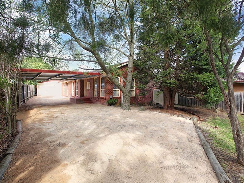 17 Flinders Crescent, Boronia VIC 3155