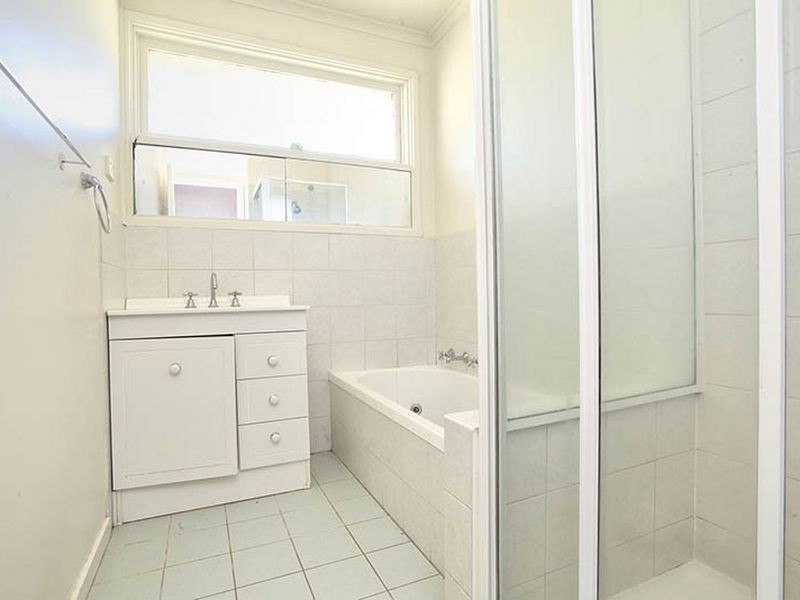 42 Cinerea Avenue, Ferntree Gully VIC 3156