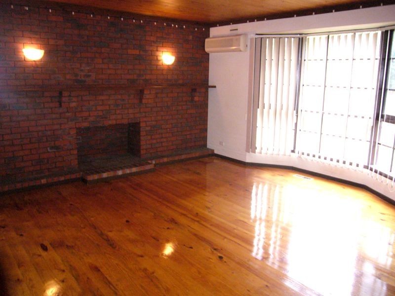 24 Kelly Street, Bayswater VIC 3153