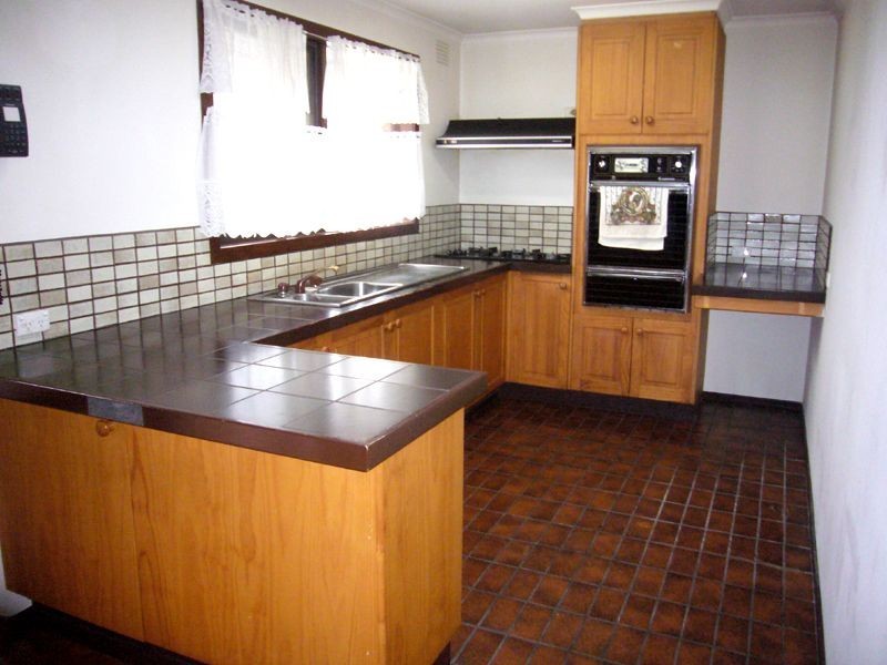 24 Kelly Street, Bayswater VIC 3153