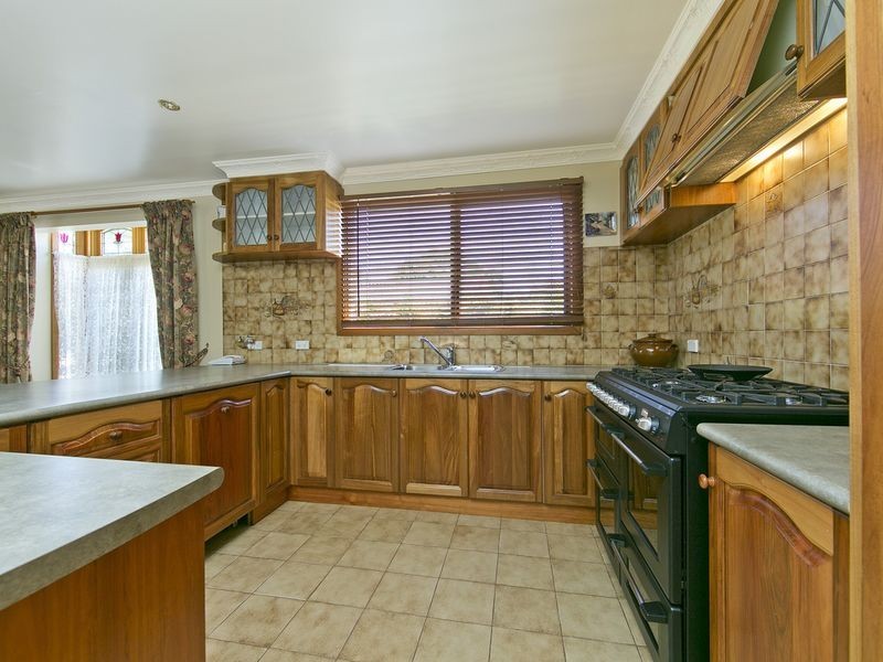 30 Arcadia Avenue, The Basin VIC 3154