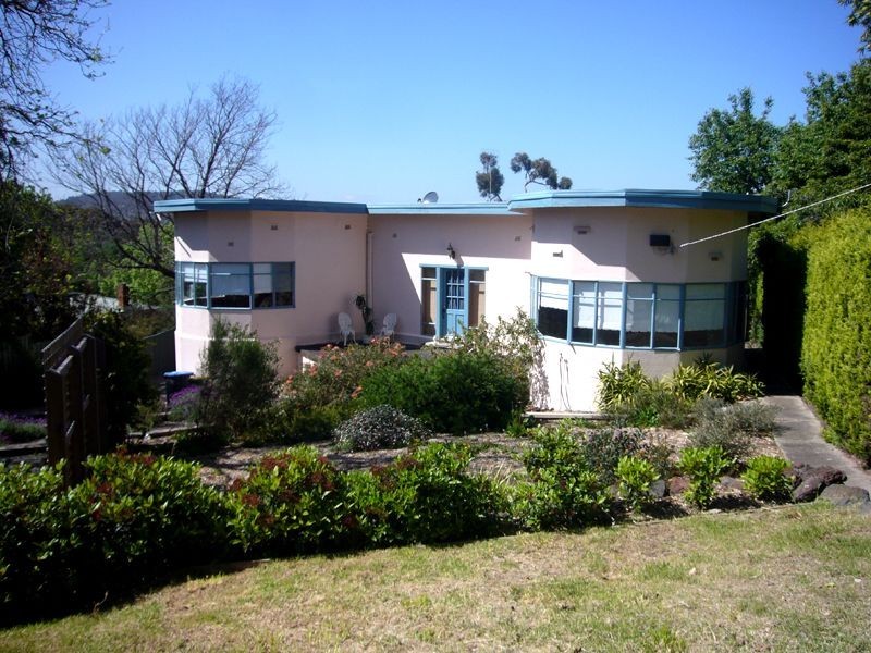 1/19 The Avenue, Ferntree Gully VIC 3156
