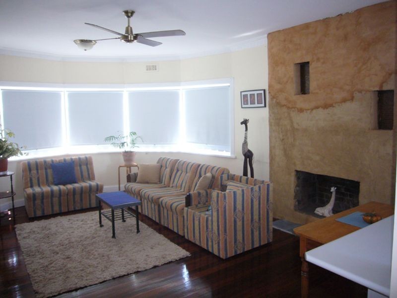 1/19 The Avenue, Ferntree Gully VIC 3156