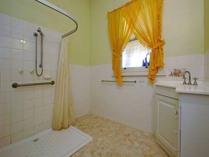 102 Warrandyte Road, Ringwood VIC 3134