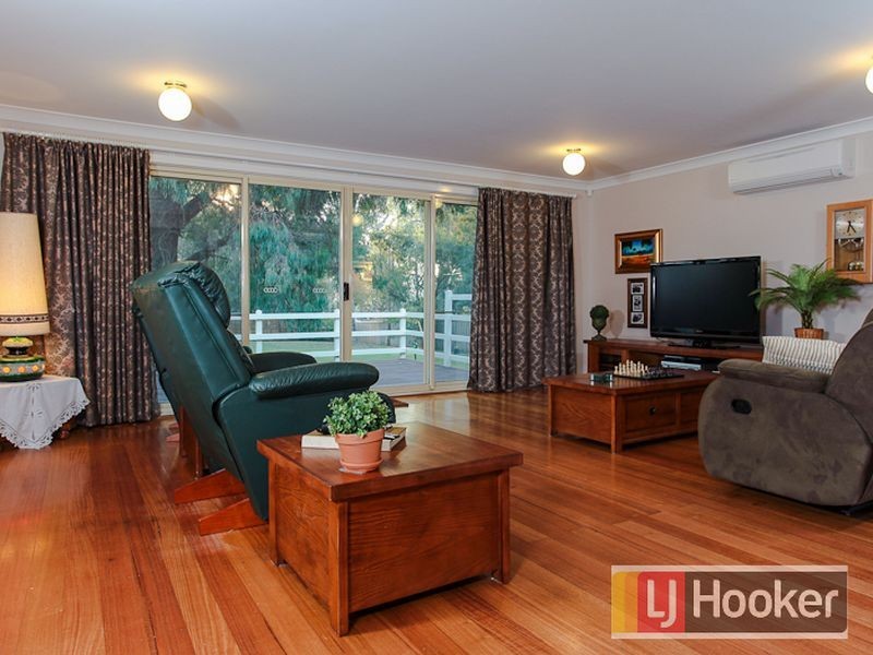 27 Warratah Avenue, The Basin VIC 3154