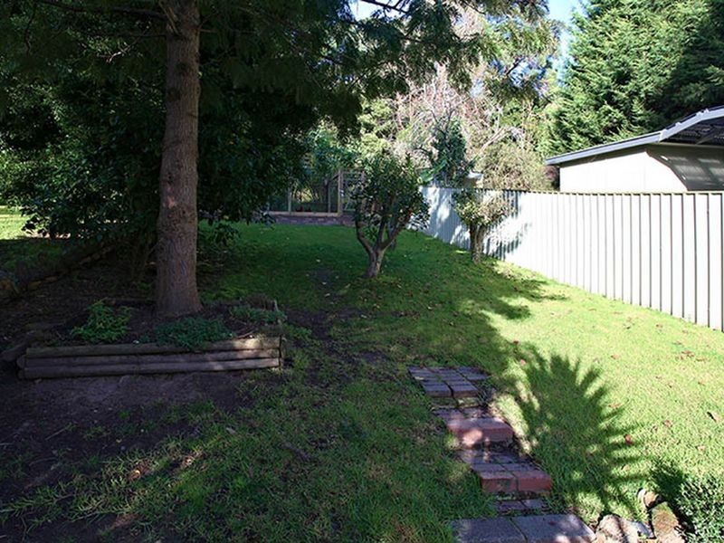 5 Walker Street, The Basin VIC 3154