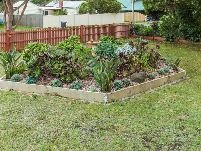 24 Moncoe Street, Boronia VIC 3155